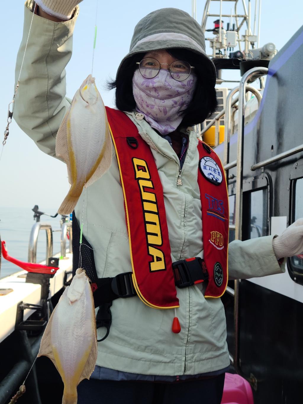 F1278538JT.jpg