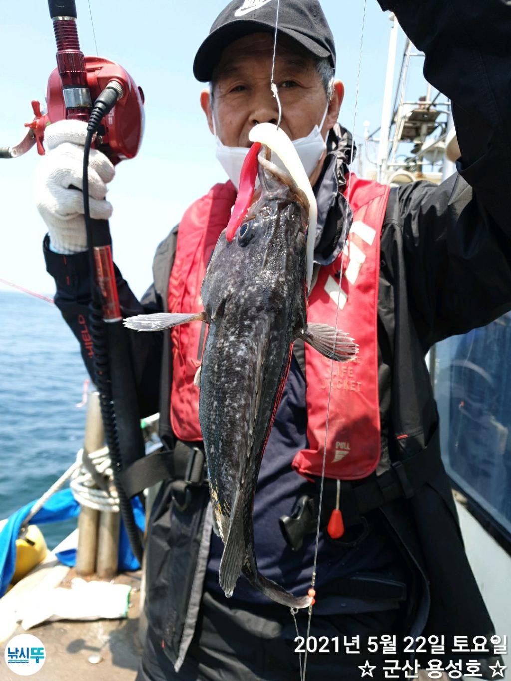 F1298967G4.jpg