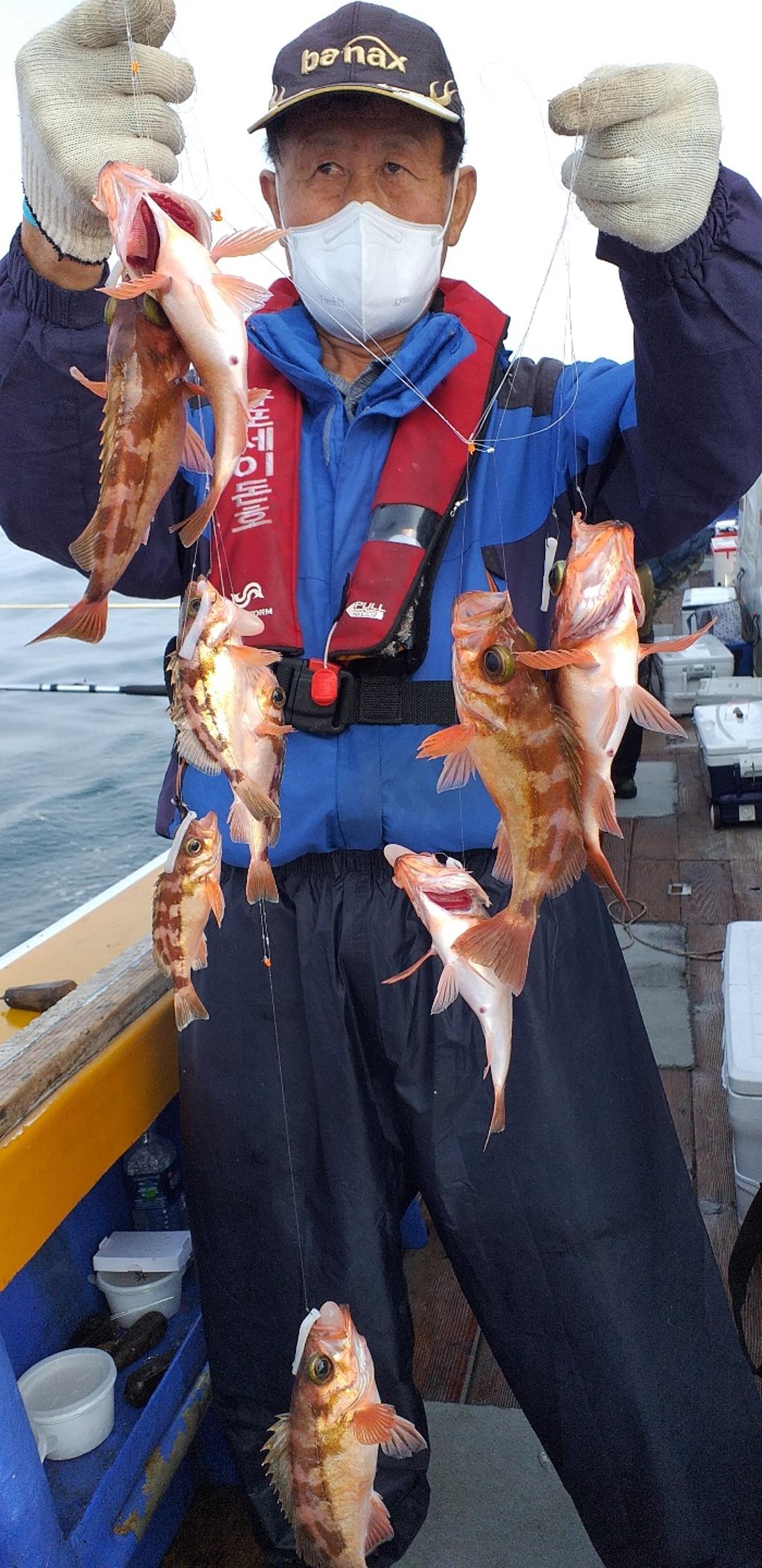 F1299256PQ.jpg