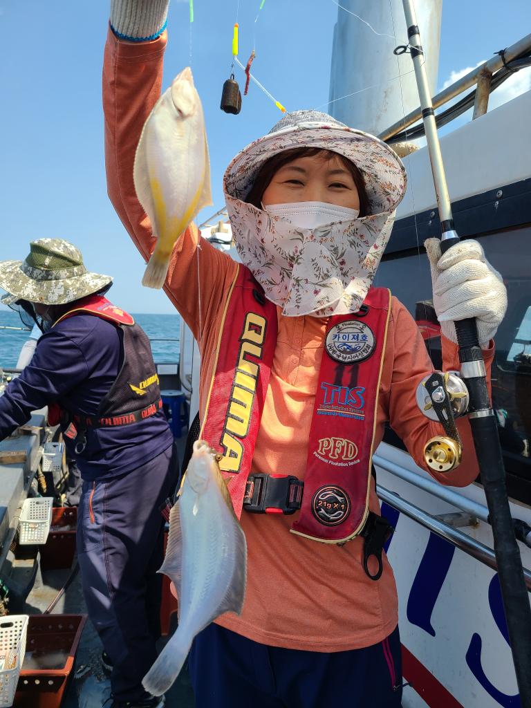 F13081244P.jpg