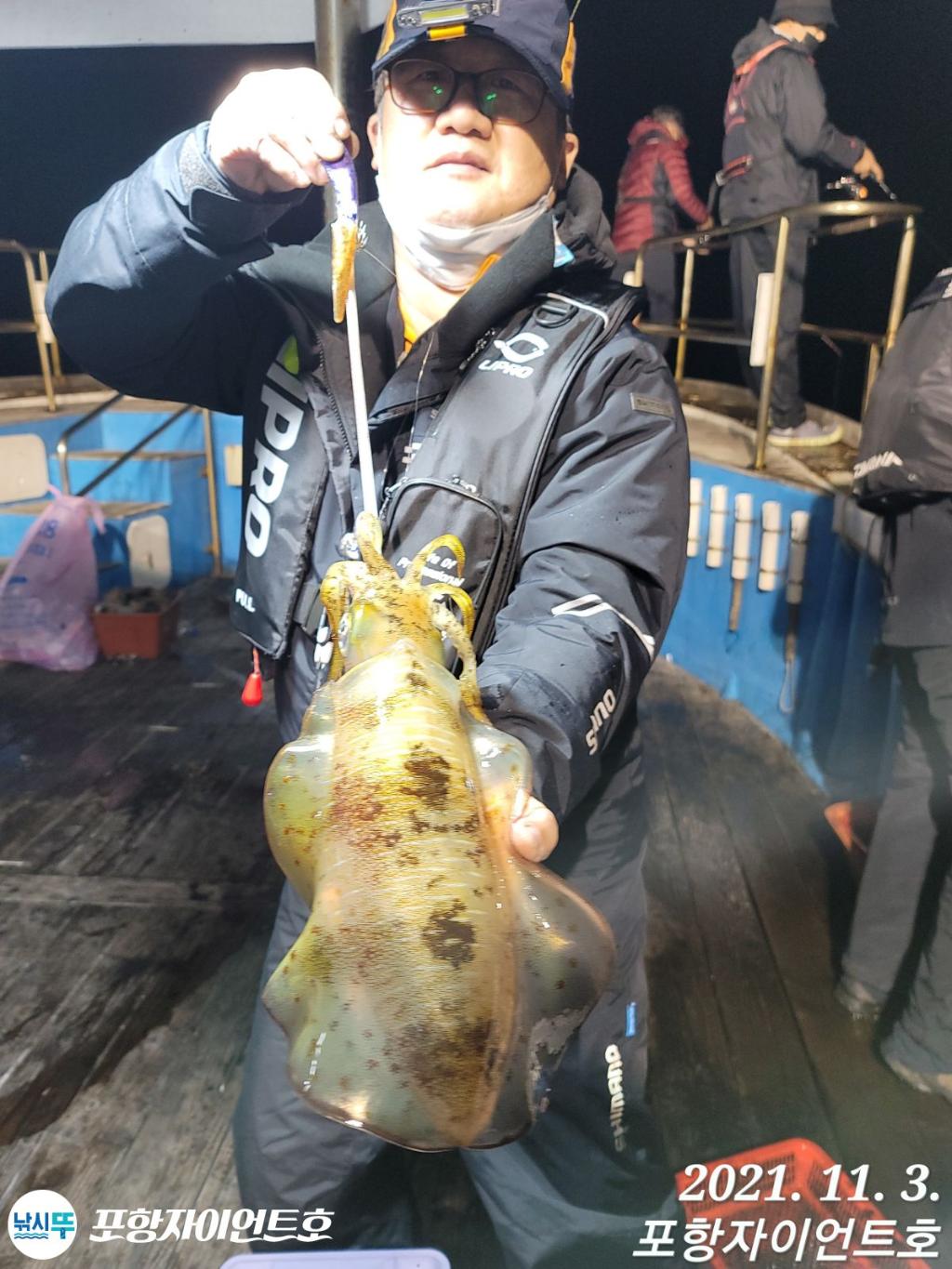 F1527438N6.jpg