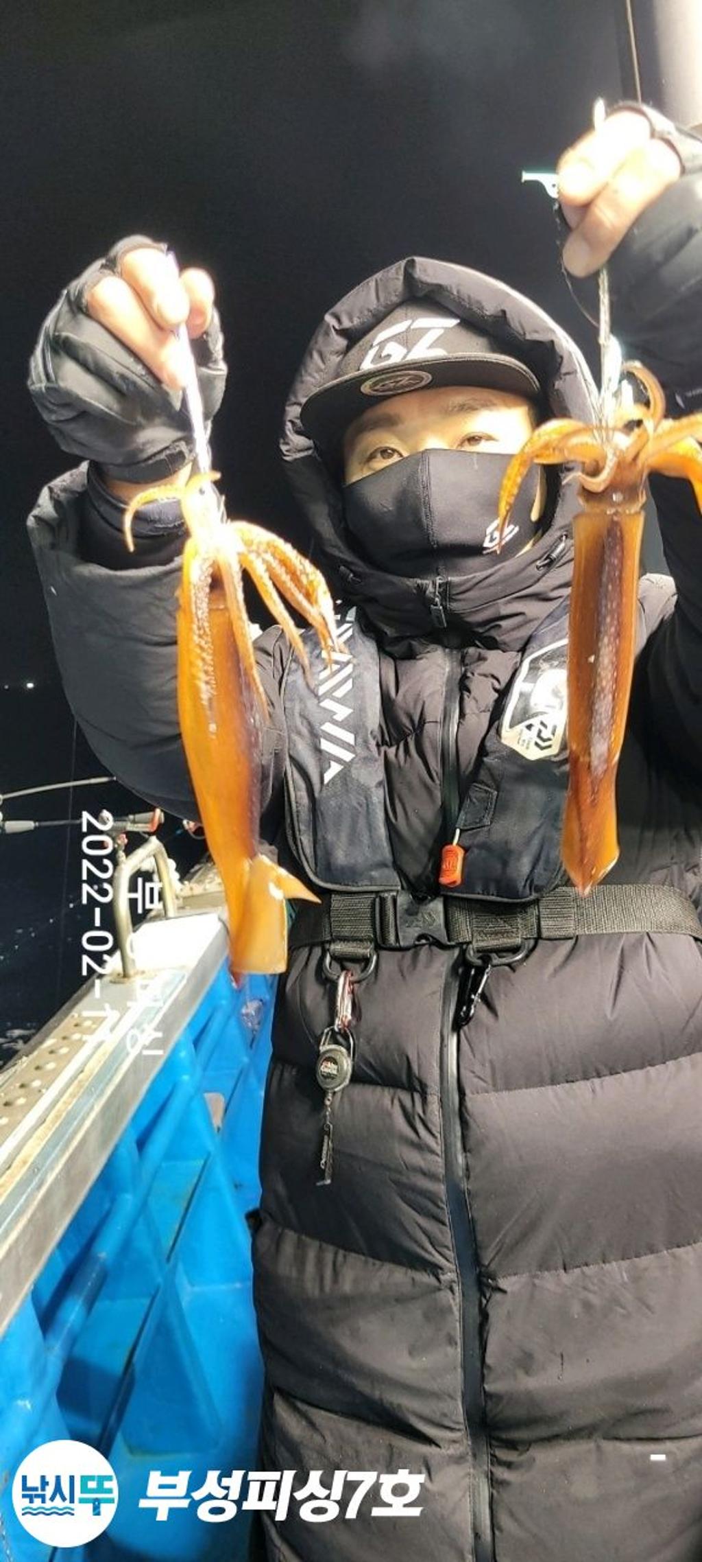 F16104275K.jpg
