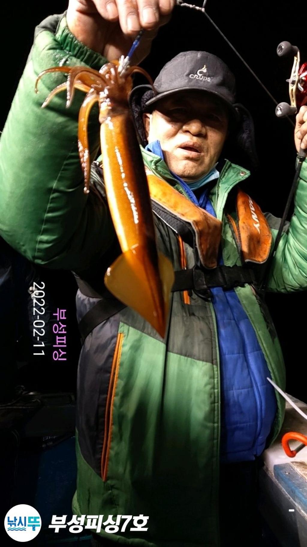 F1610442V9.jpg