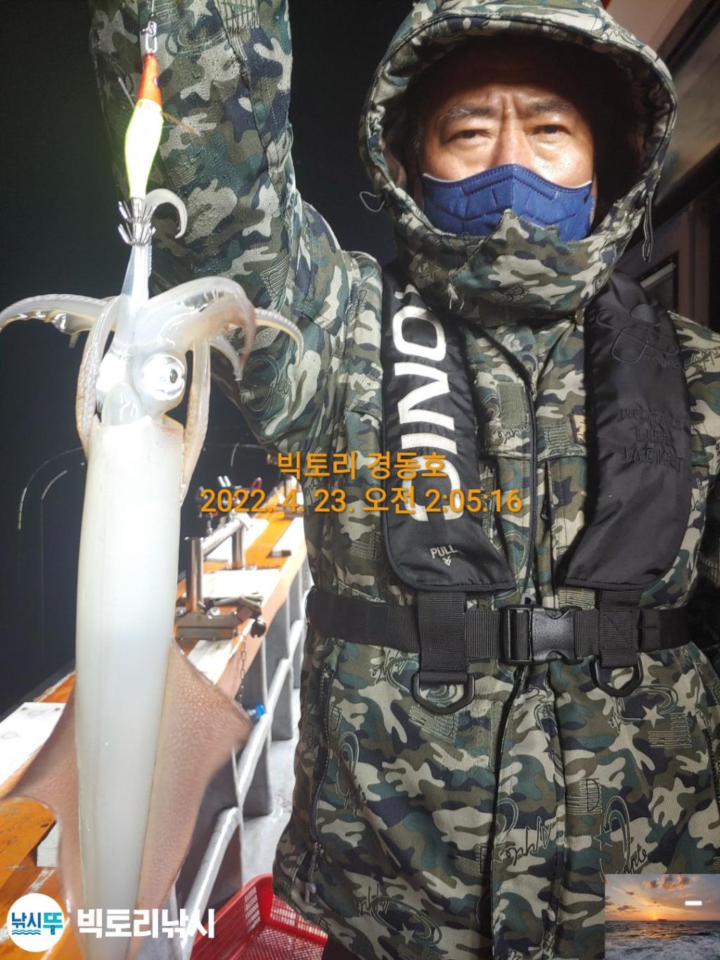 F16606265F.jpg