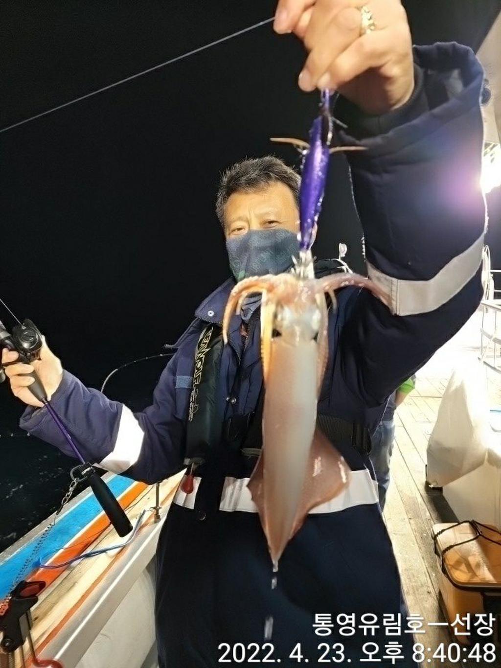 F1661222U8.jpg