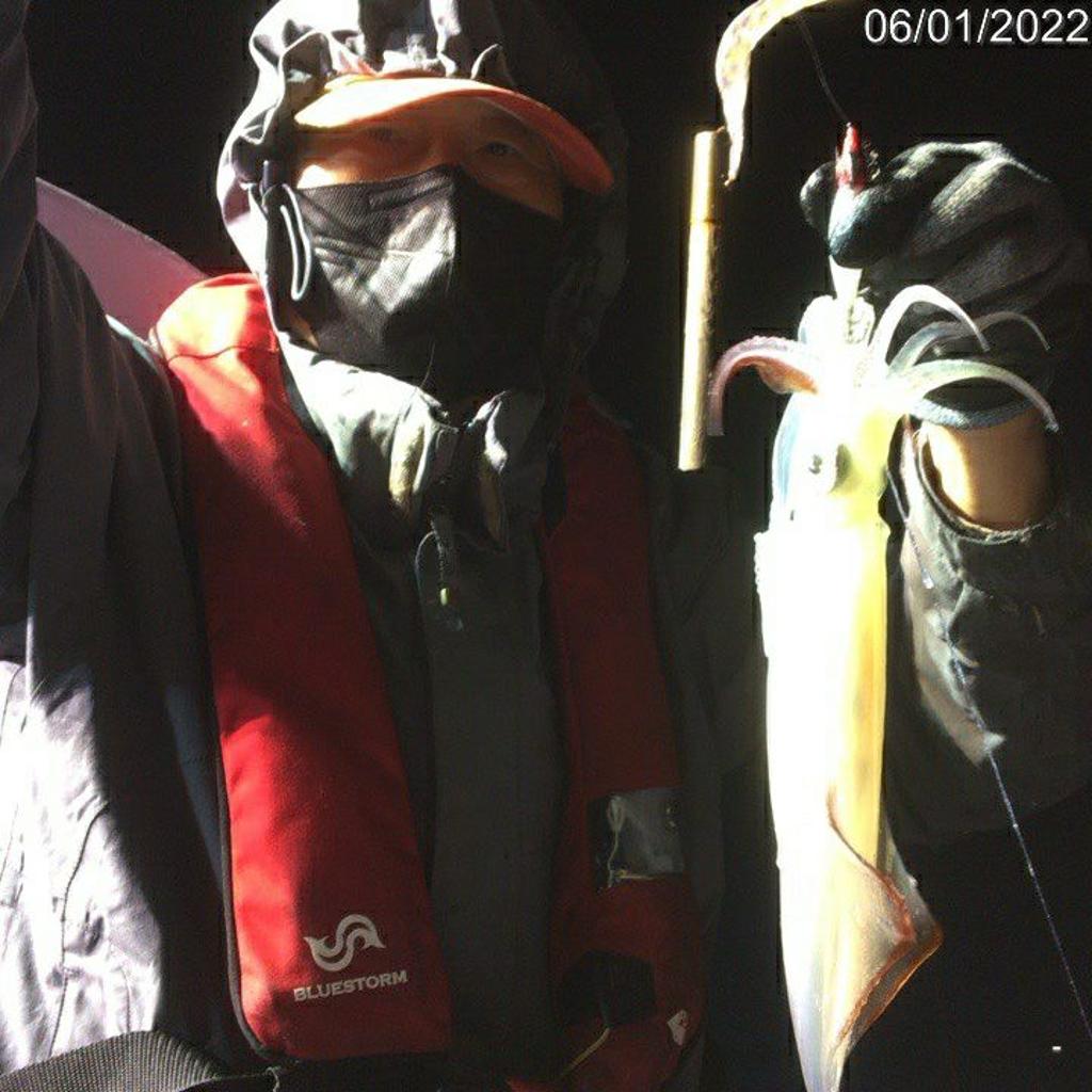 F16985103Q.jpg