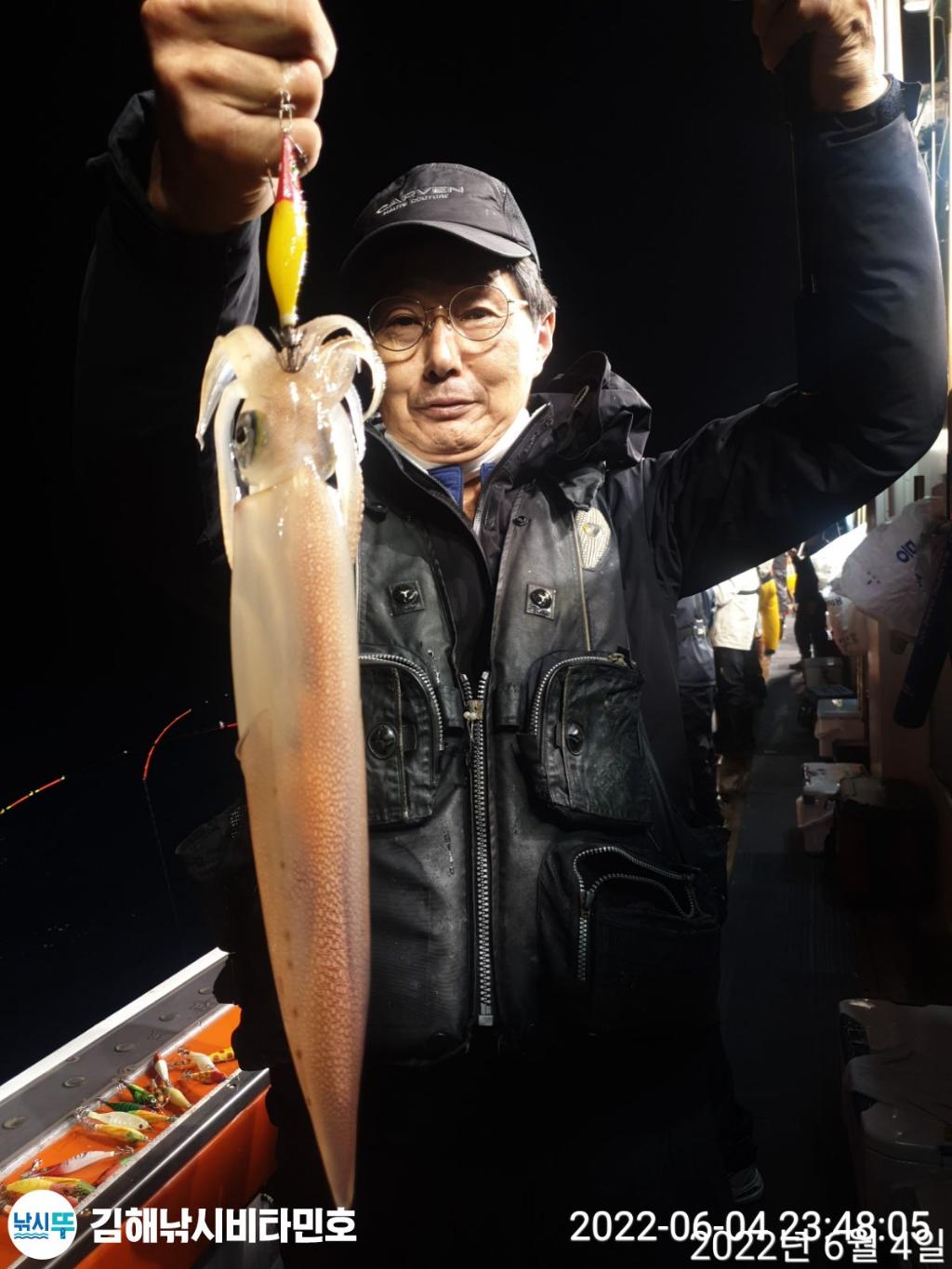 F1701715AN.jpg