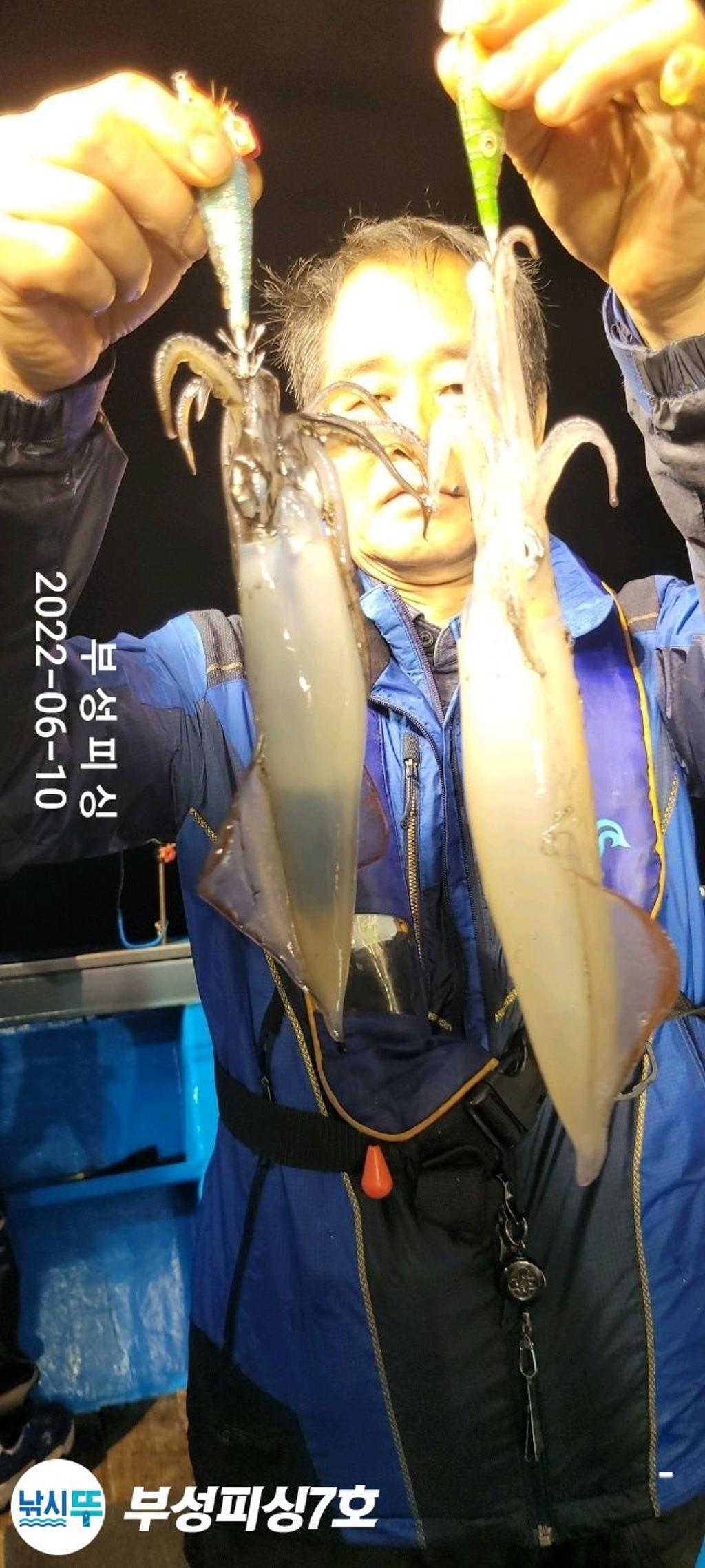 F1706344U9.jpg
