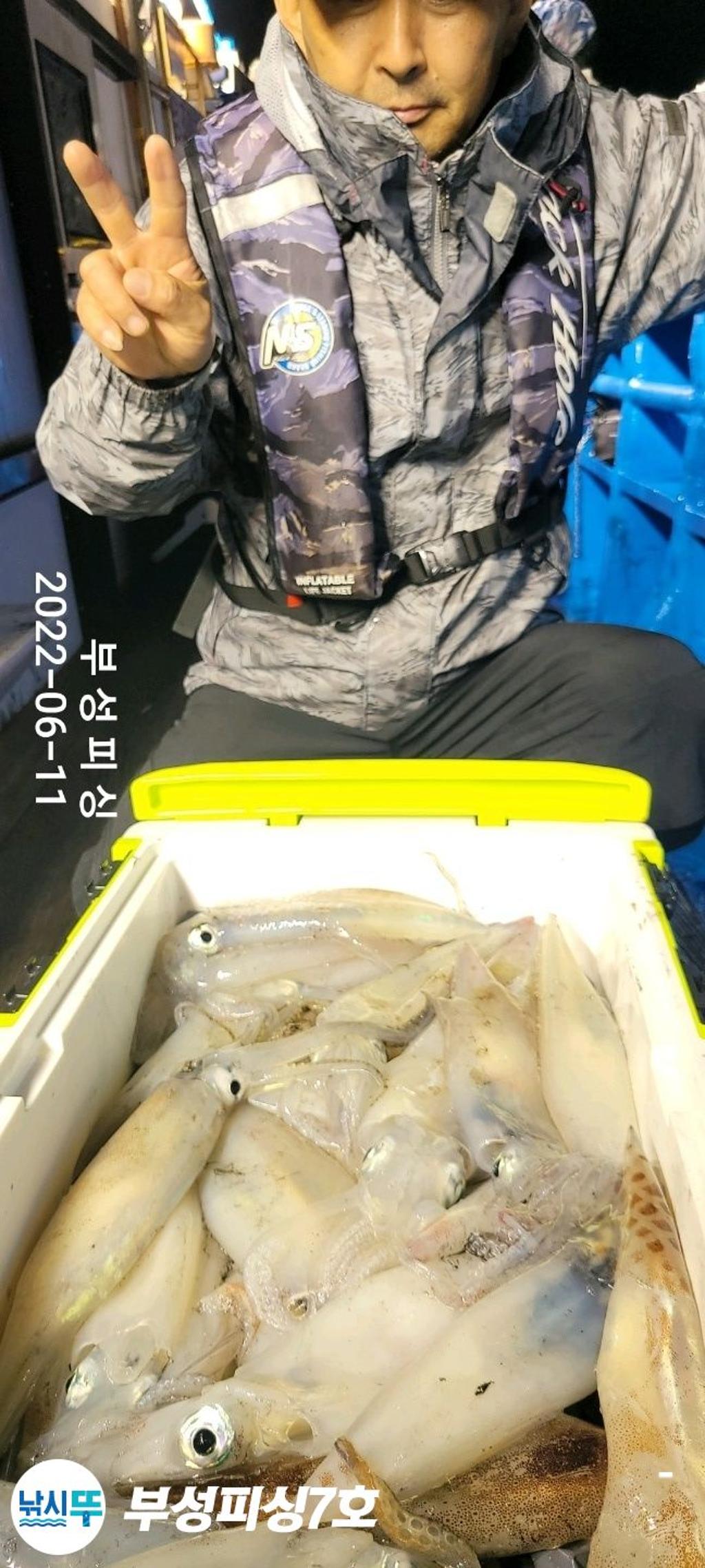 F1706373CA.jpg