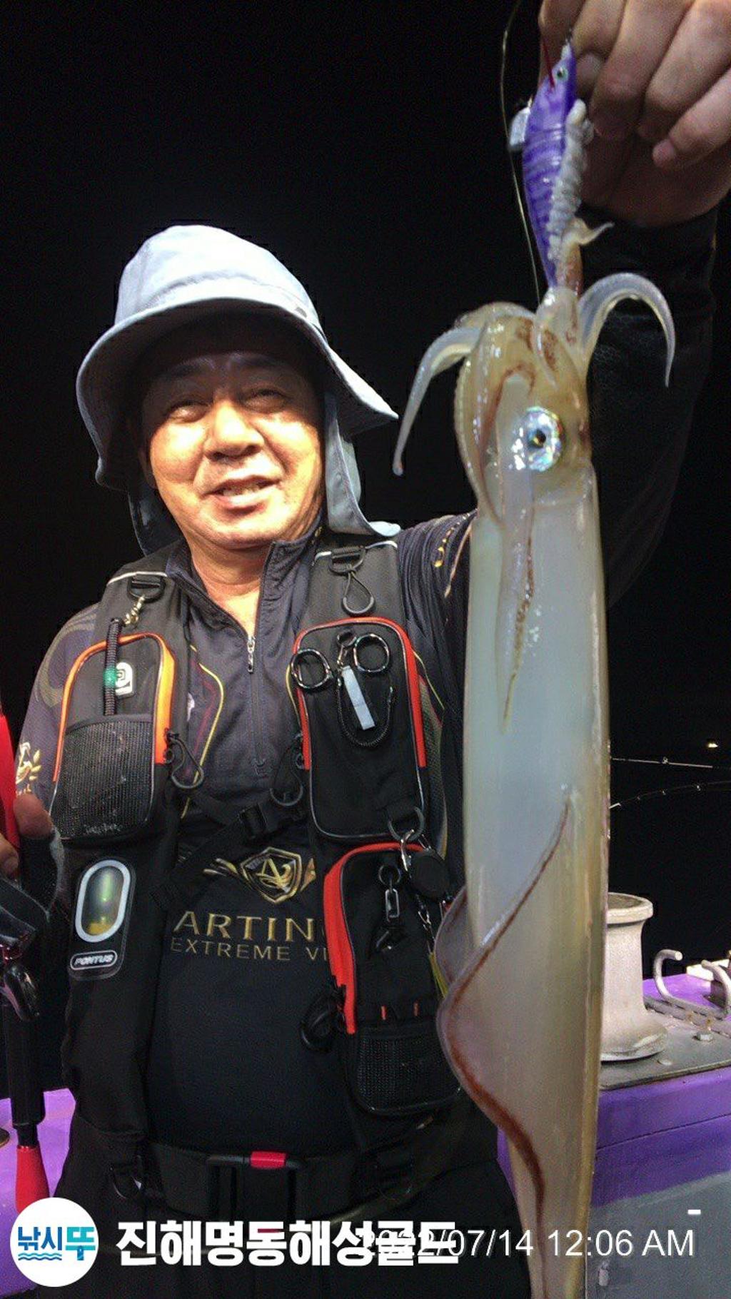 F1741805C3.jpg
