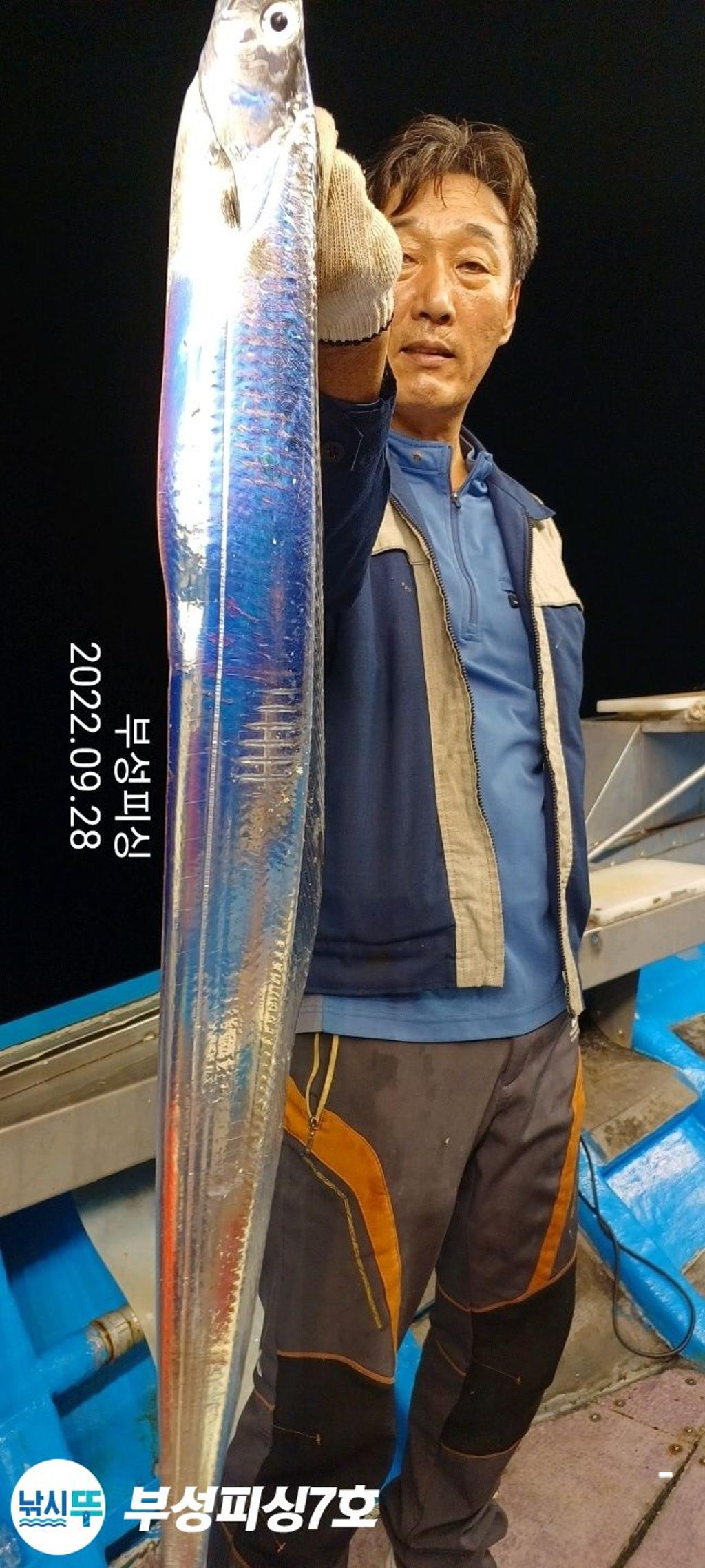 F1835657NZ.jpg