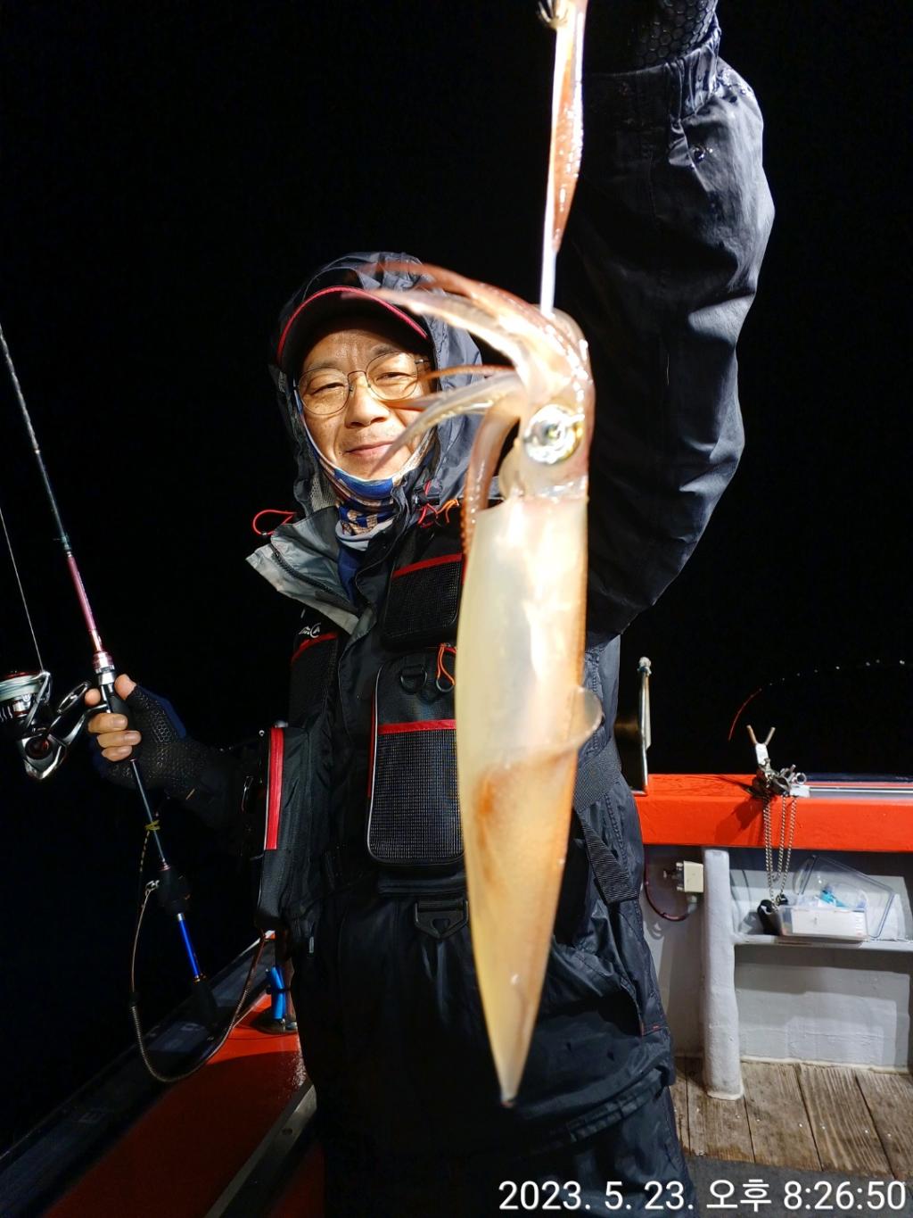 F2055725MN.jpg