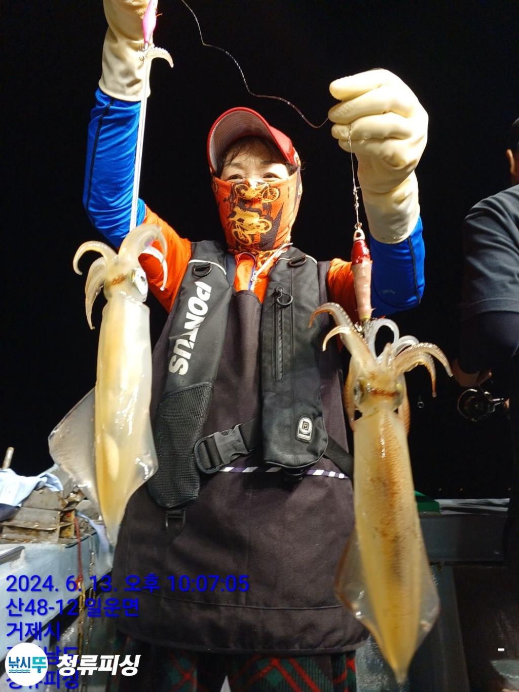 F2416299IF.jpg