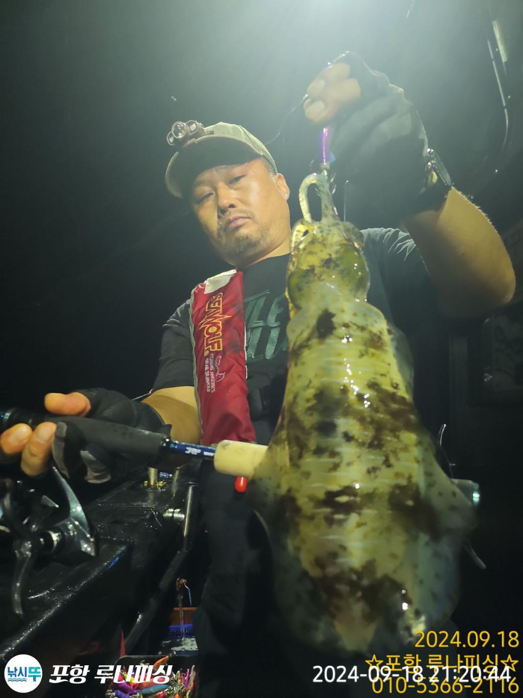 F2507567UF.jpg