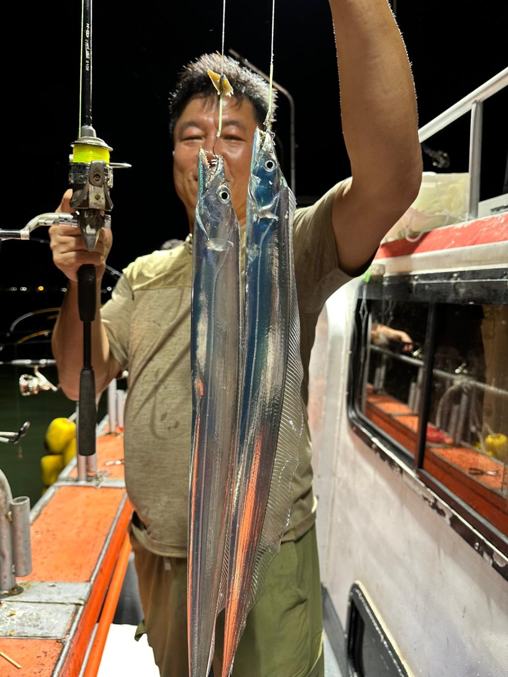 F25135795H.jpg
