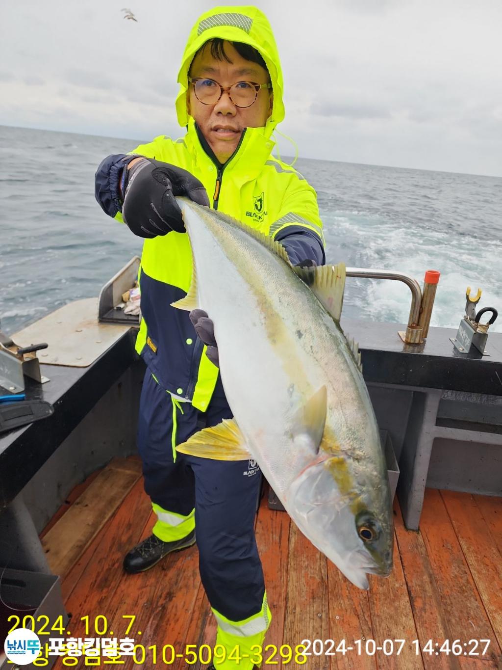 F2528728JP.jpg