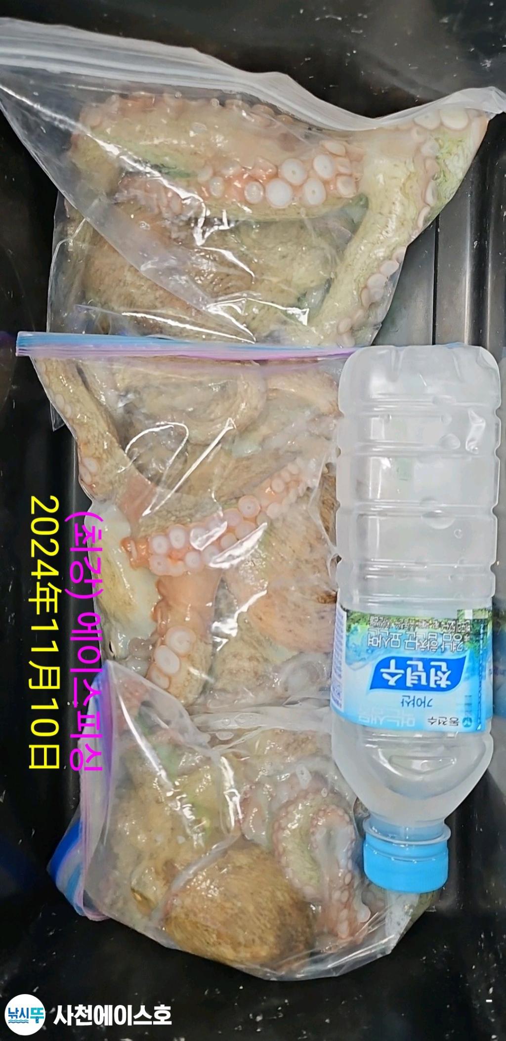 F2565448XT.jpg