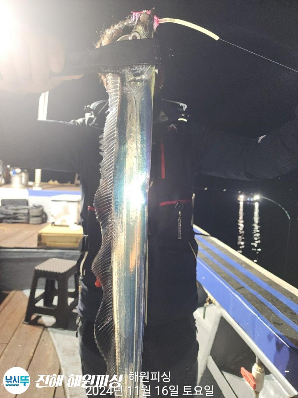 F2575011PN.jpg