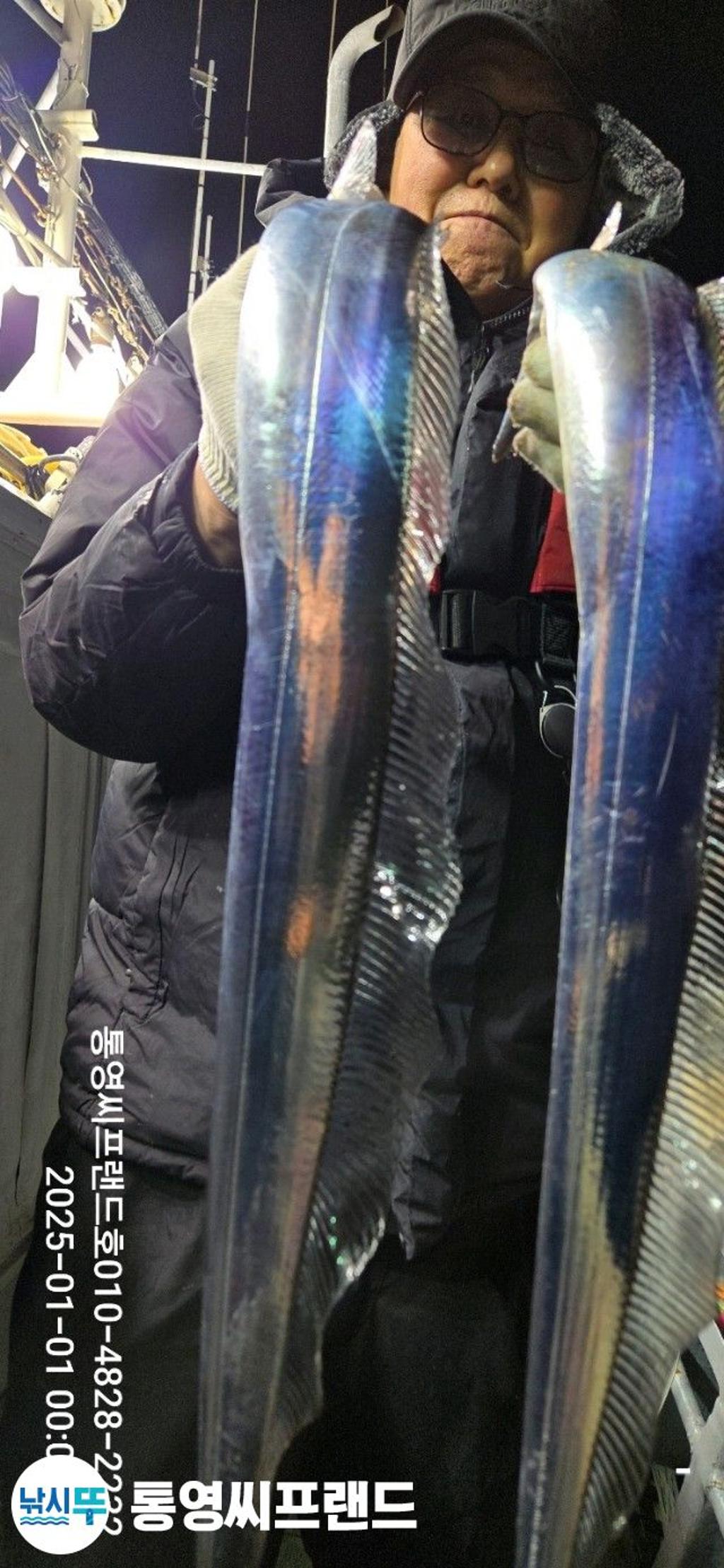 F2606829DI.jpg