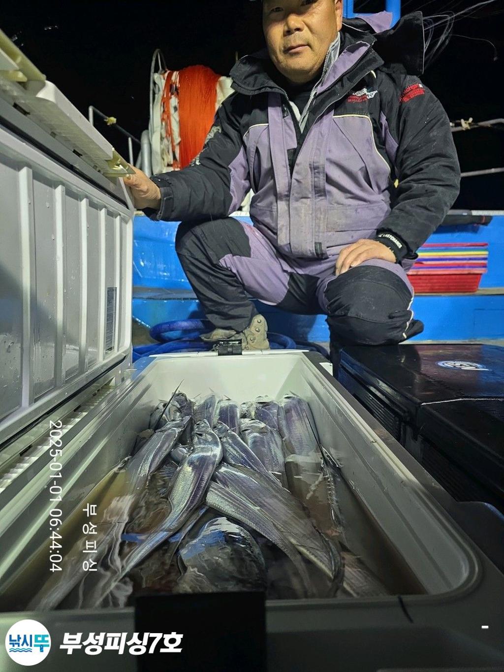 F2606927PA.jpg