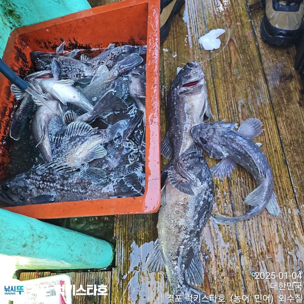 F26107992F.jpg