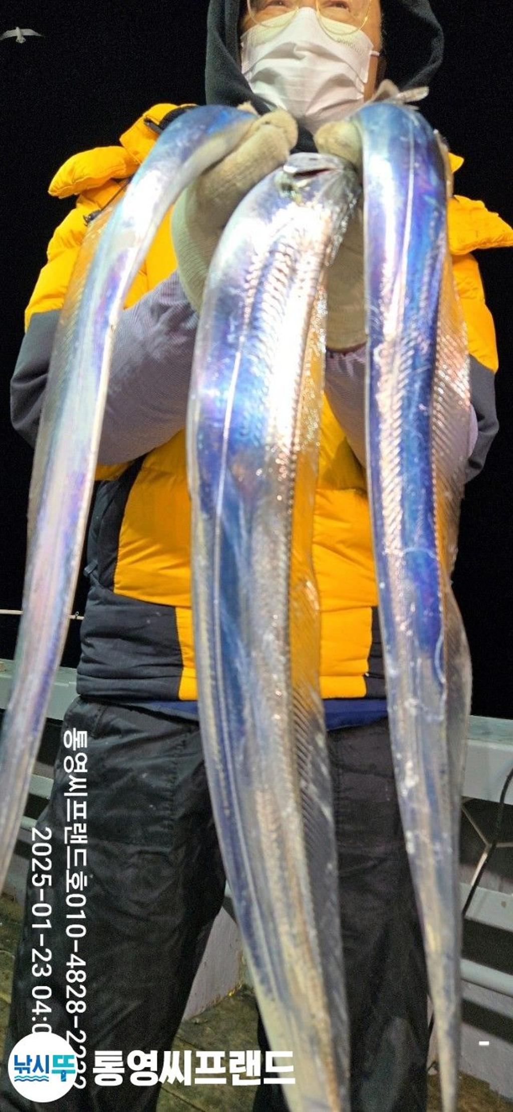 F2622472KF.jpg