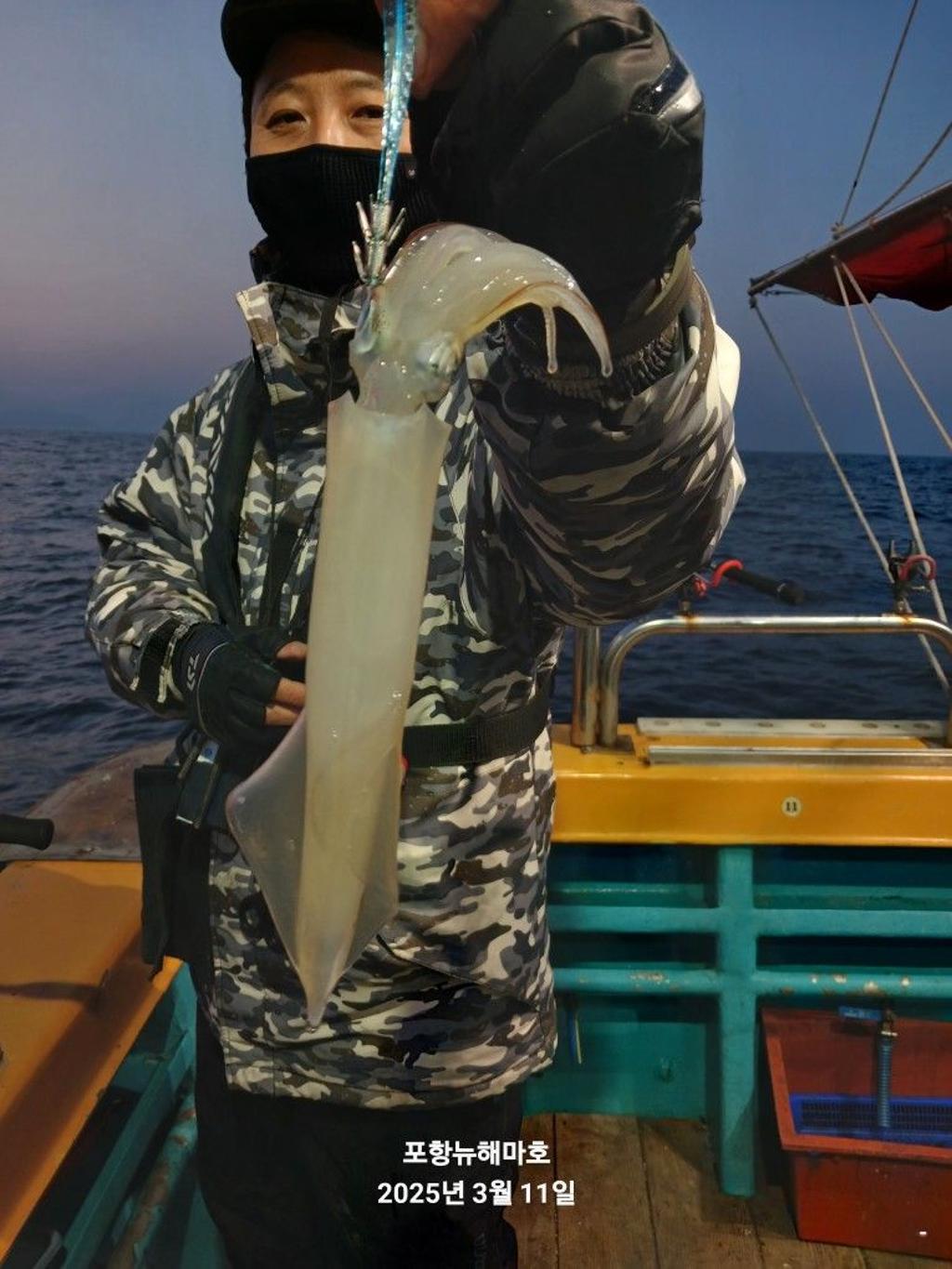 F2639970OU.jpg
