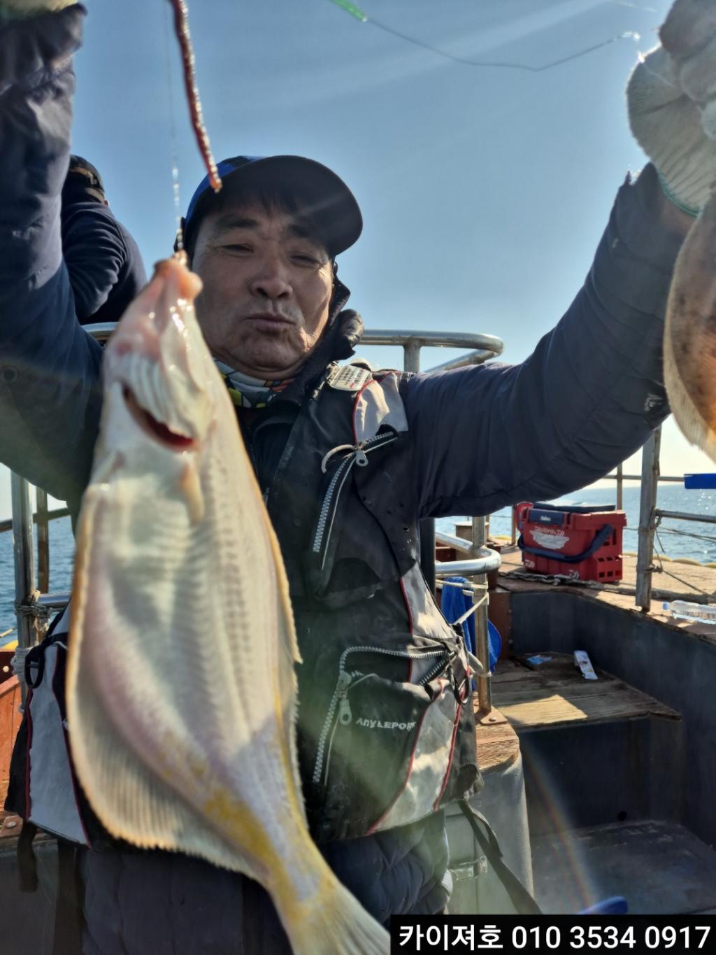 F2642774JP.jpg