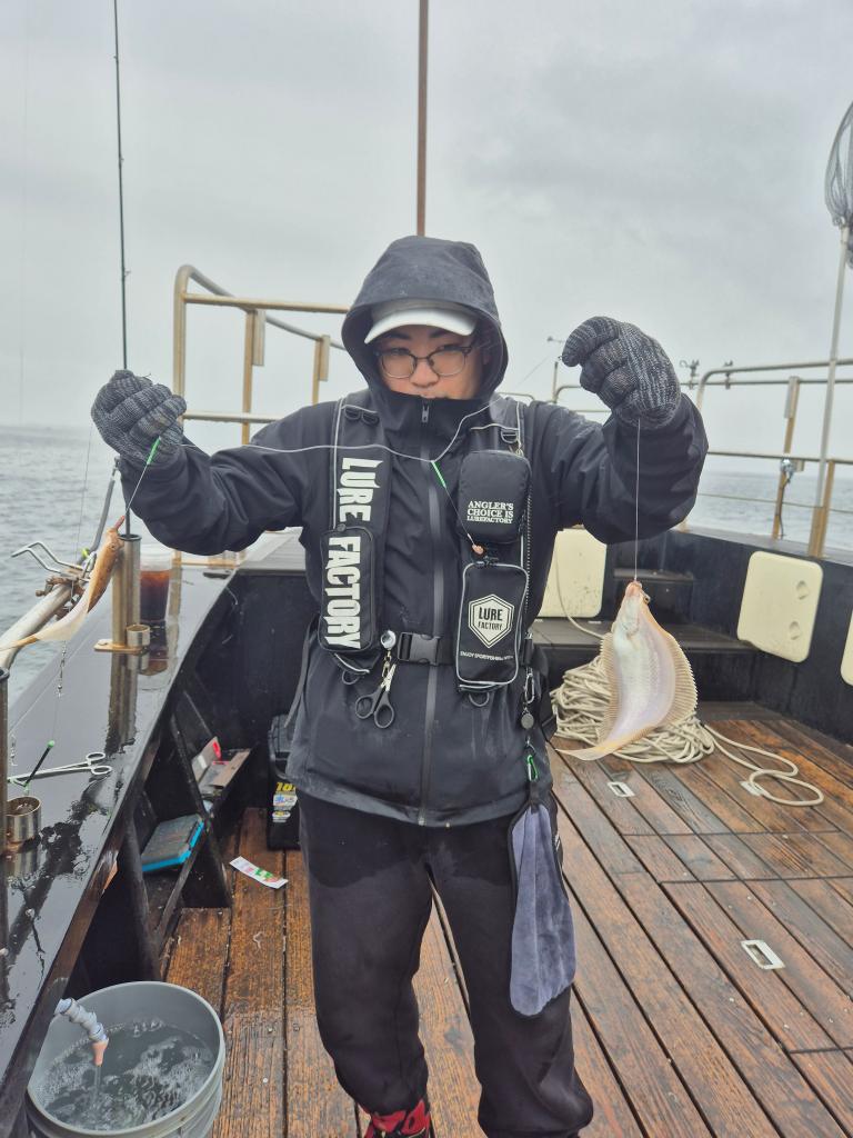 F2669828YK.jpg