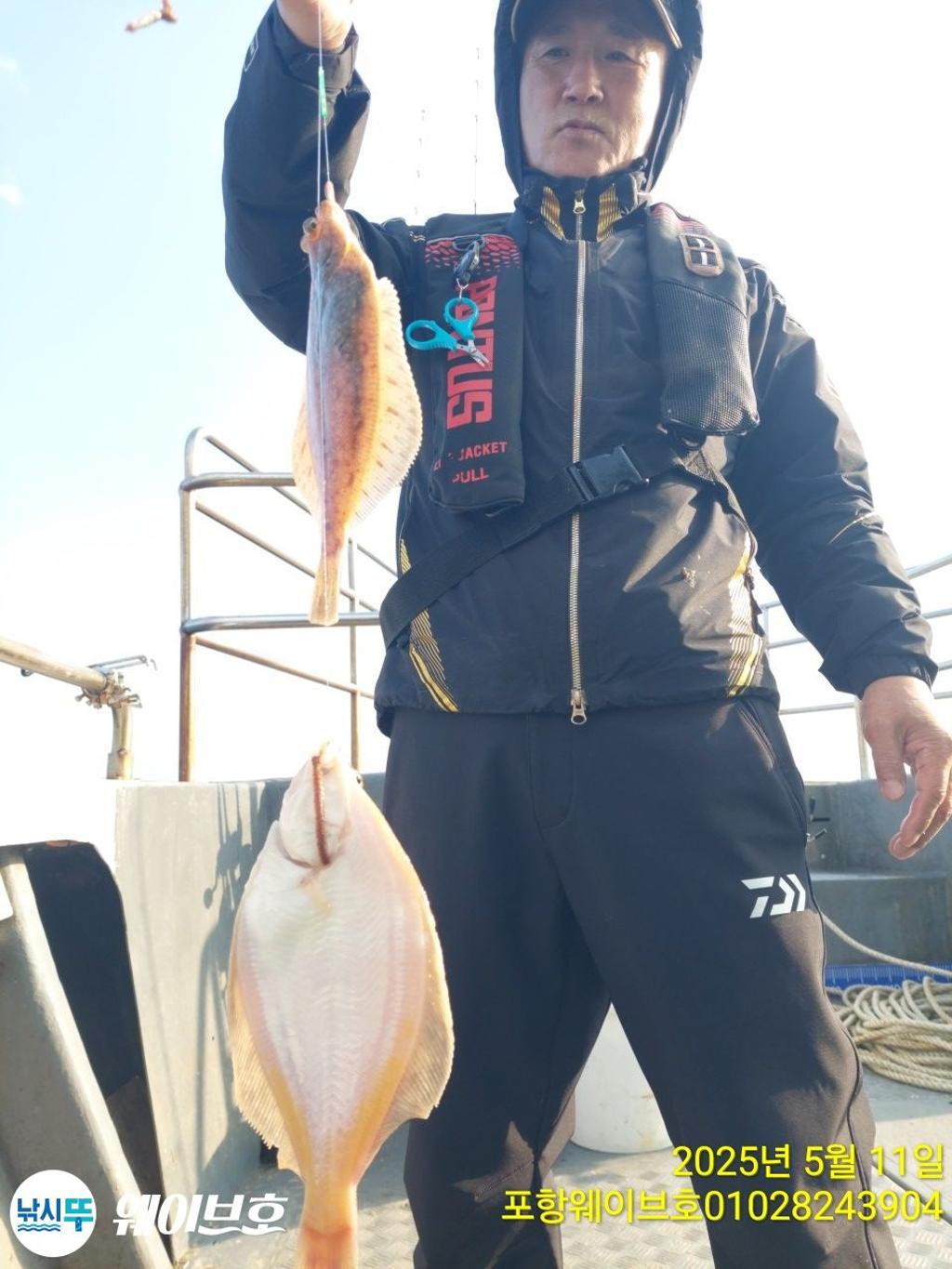 F2674801WS.jpg