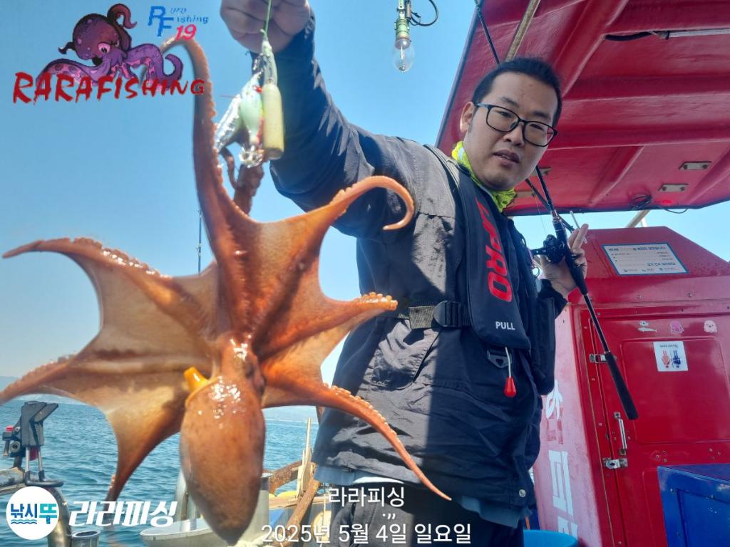 F2677506CR.jpg