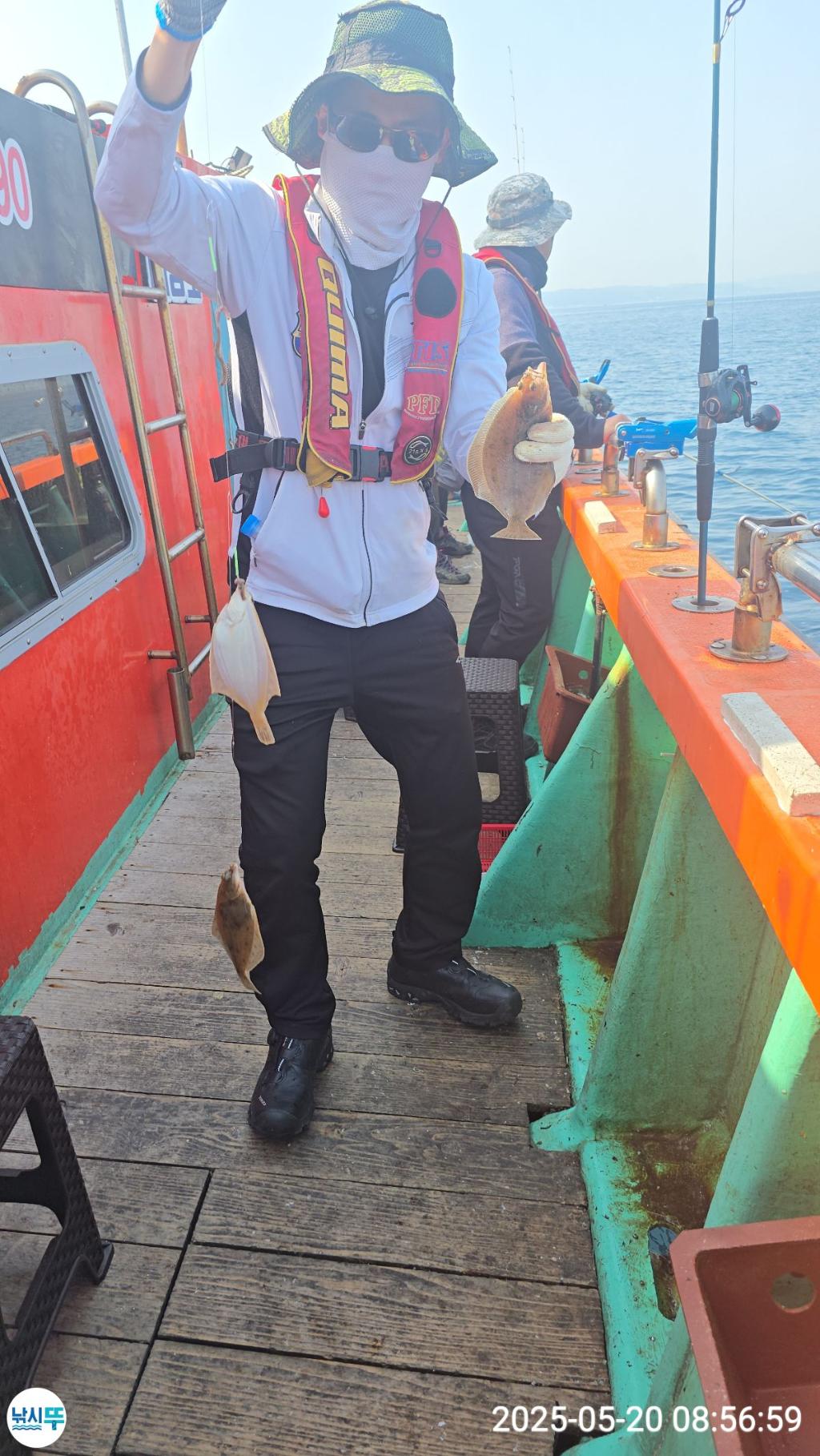 F2680226QB.jpg