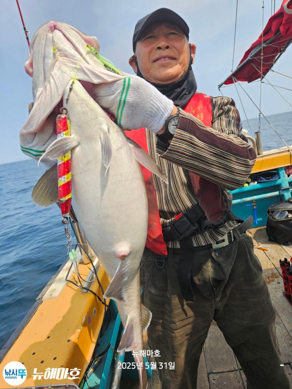 F268744685.jpg