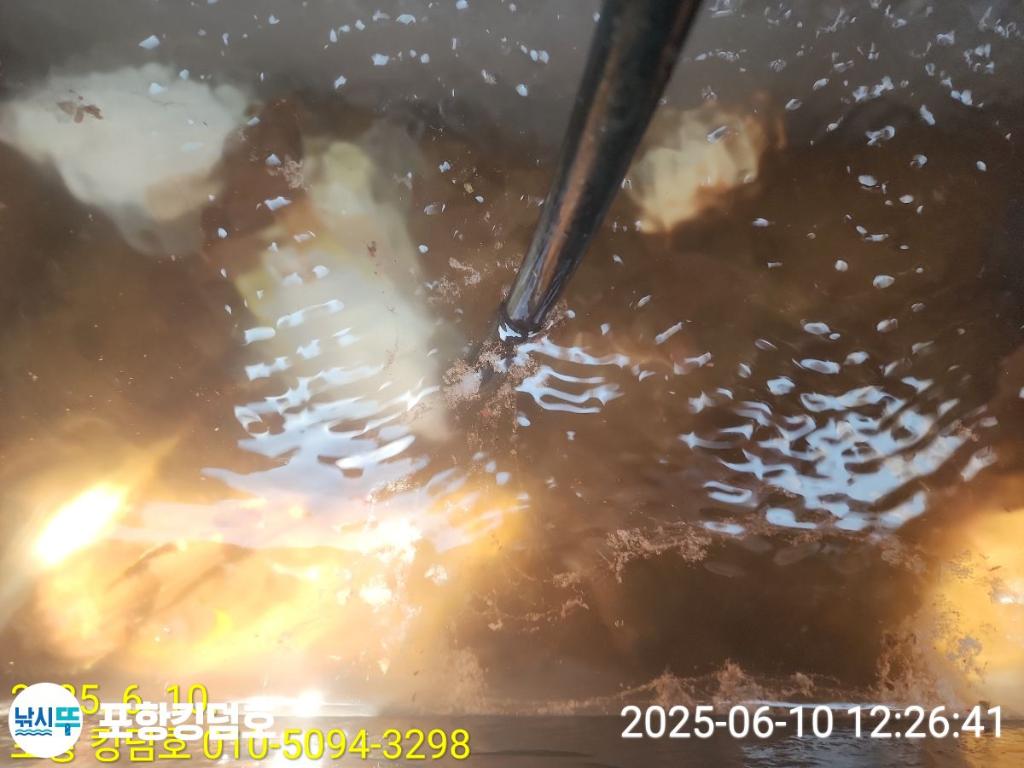 F2697452AG.jpg
