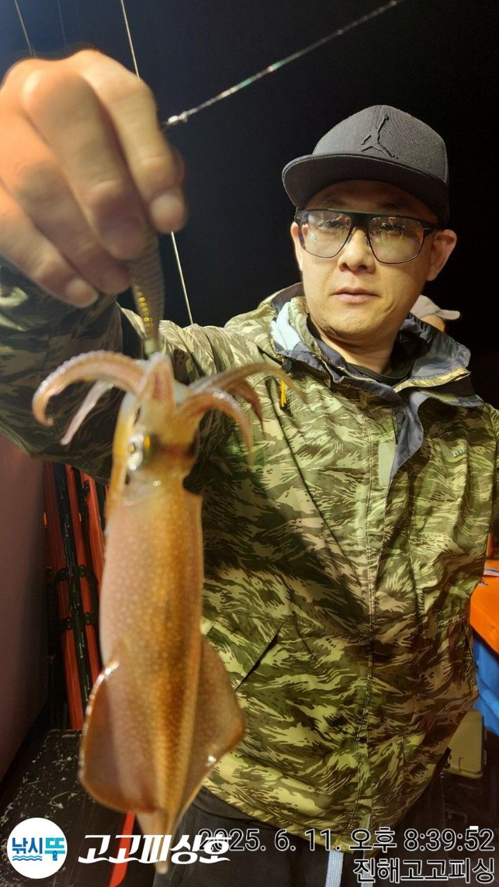 F2698675W7.jpg