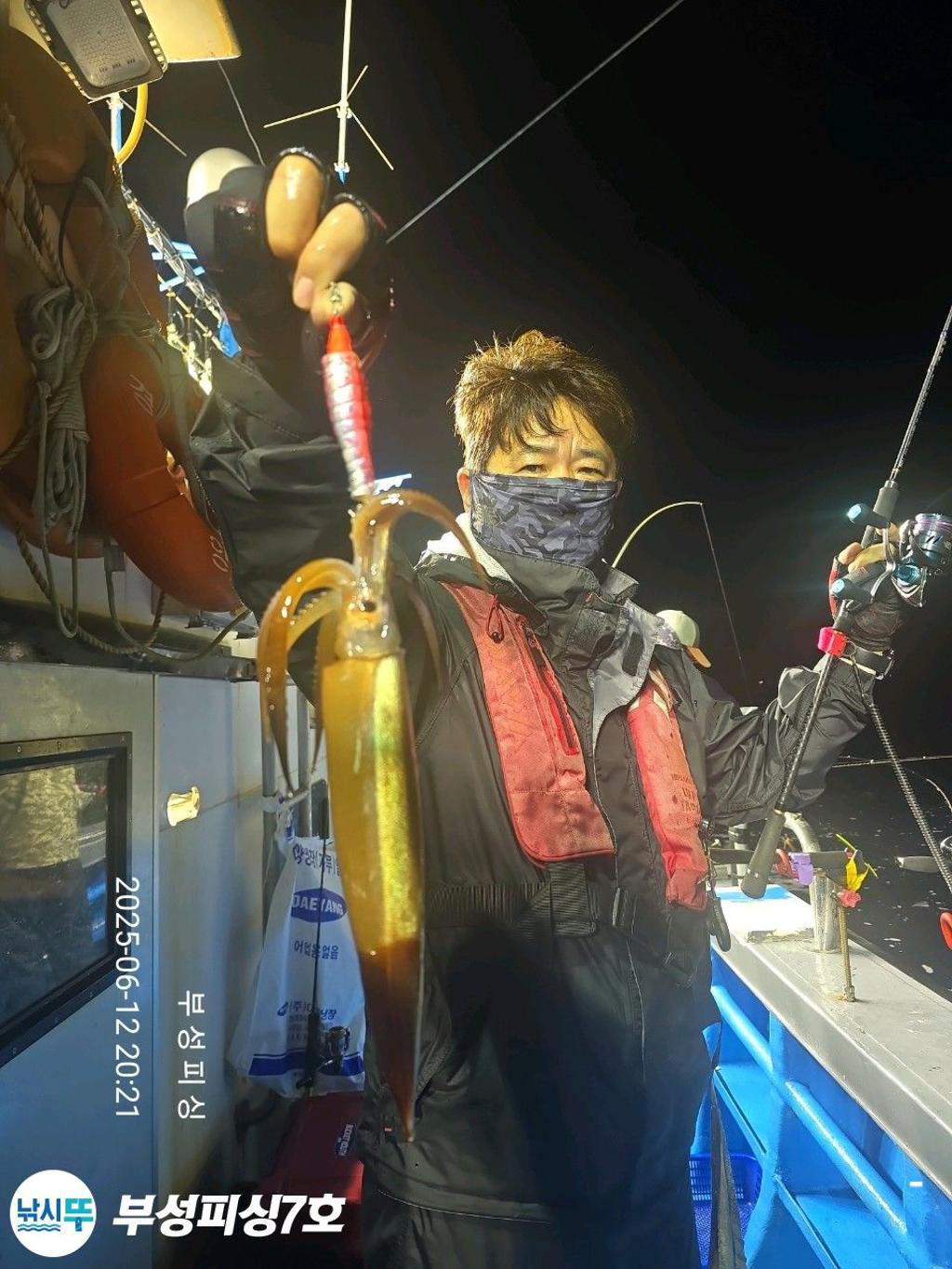 F26992328X.jpg