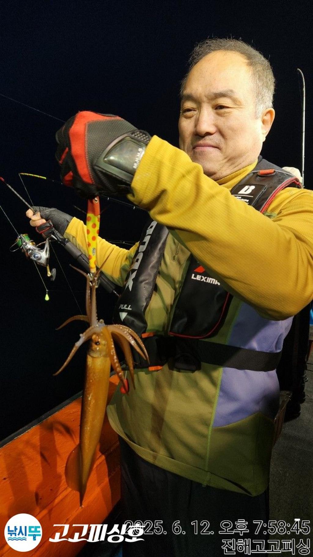 F2699450YD.jpg