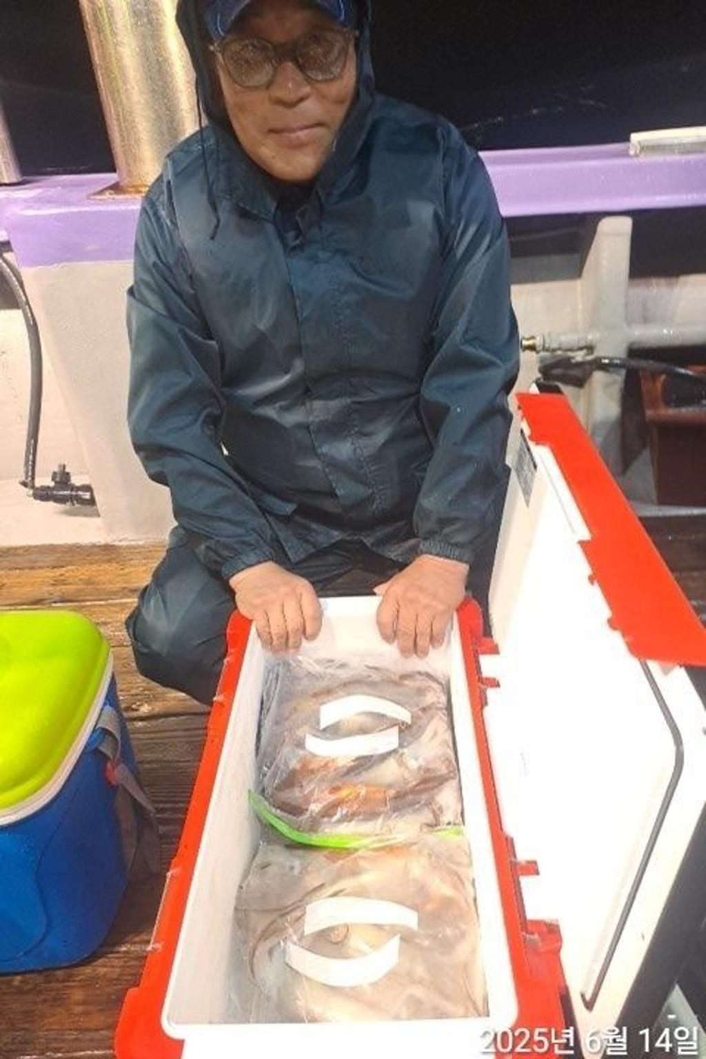 F270166891.jpg