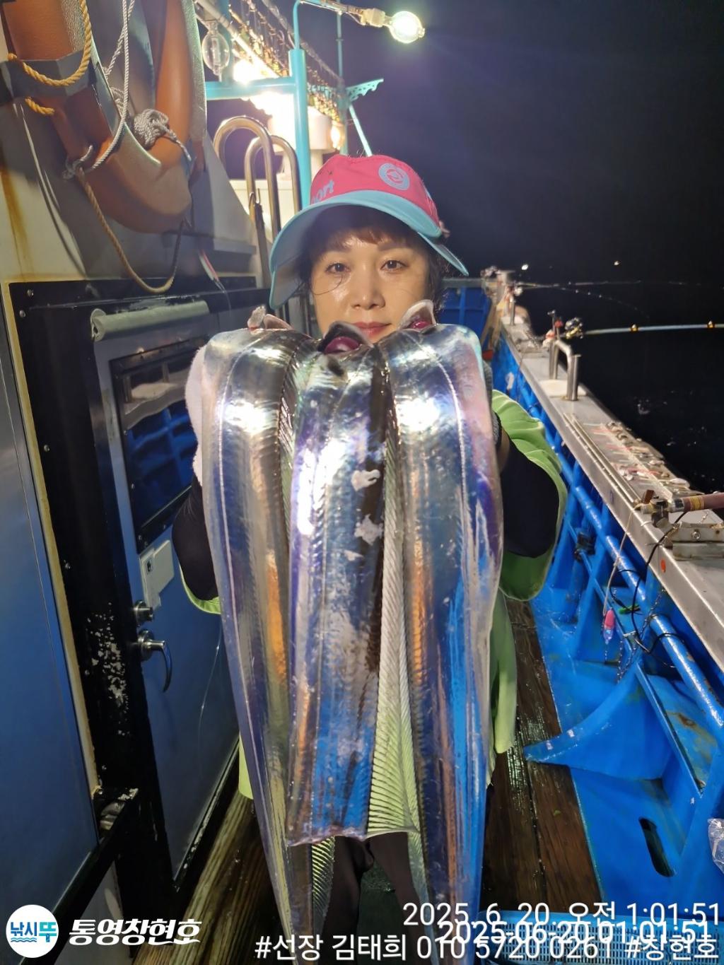 F27041256L.jpg