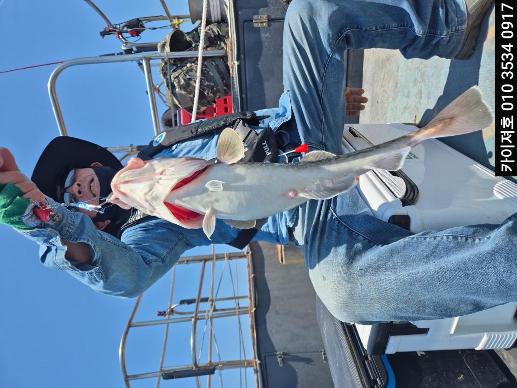 F27071528O.jpg