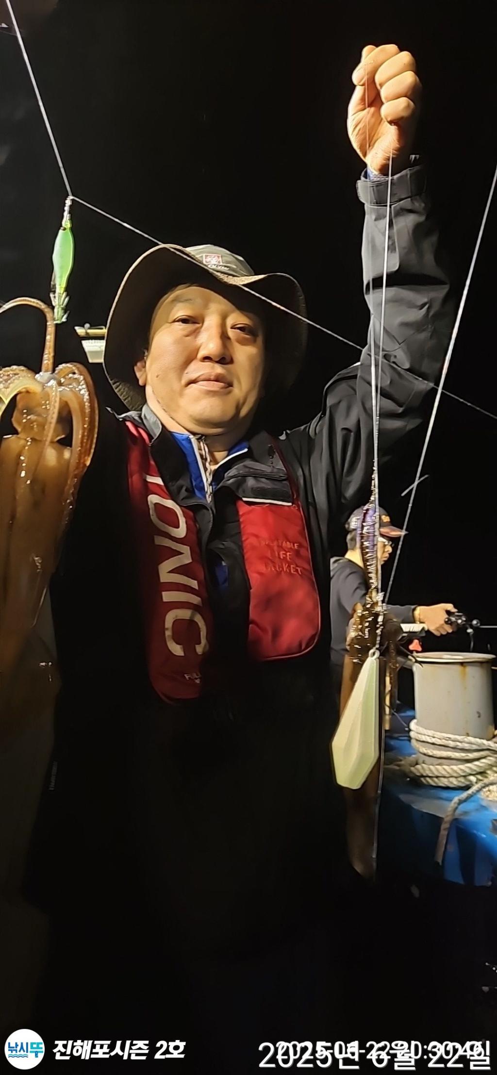 낚시뚜,오징어,한치,진해행암항,진해포시즌 2호,낚시뚜7