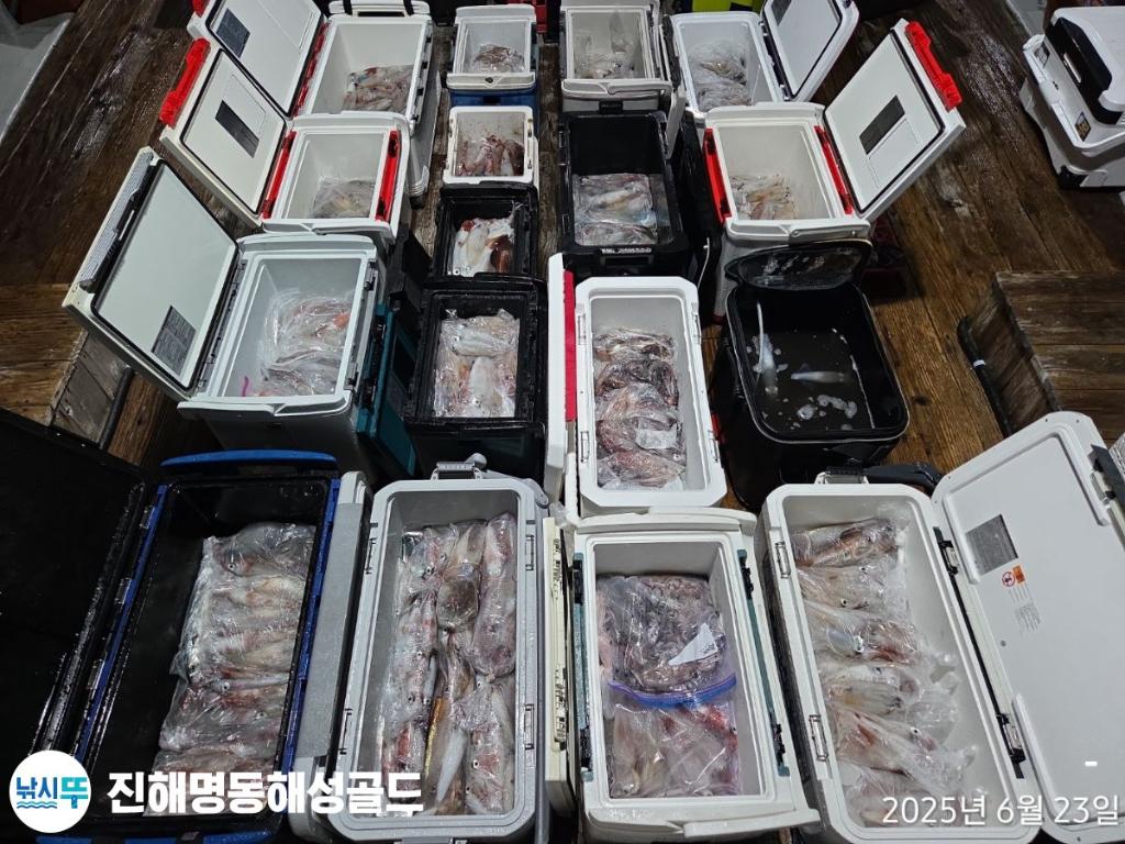 F2707316FD.jpg