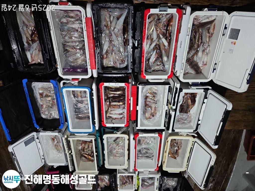 F2707736CG.jpg