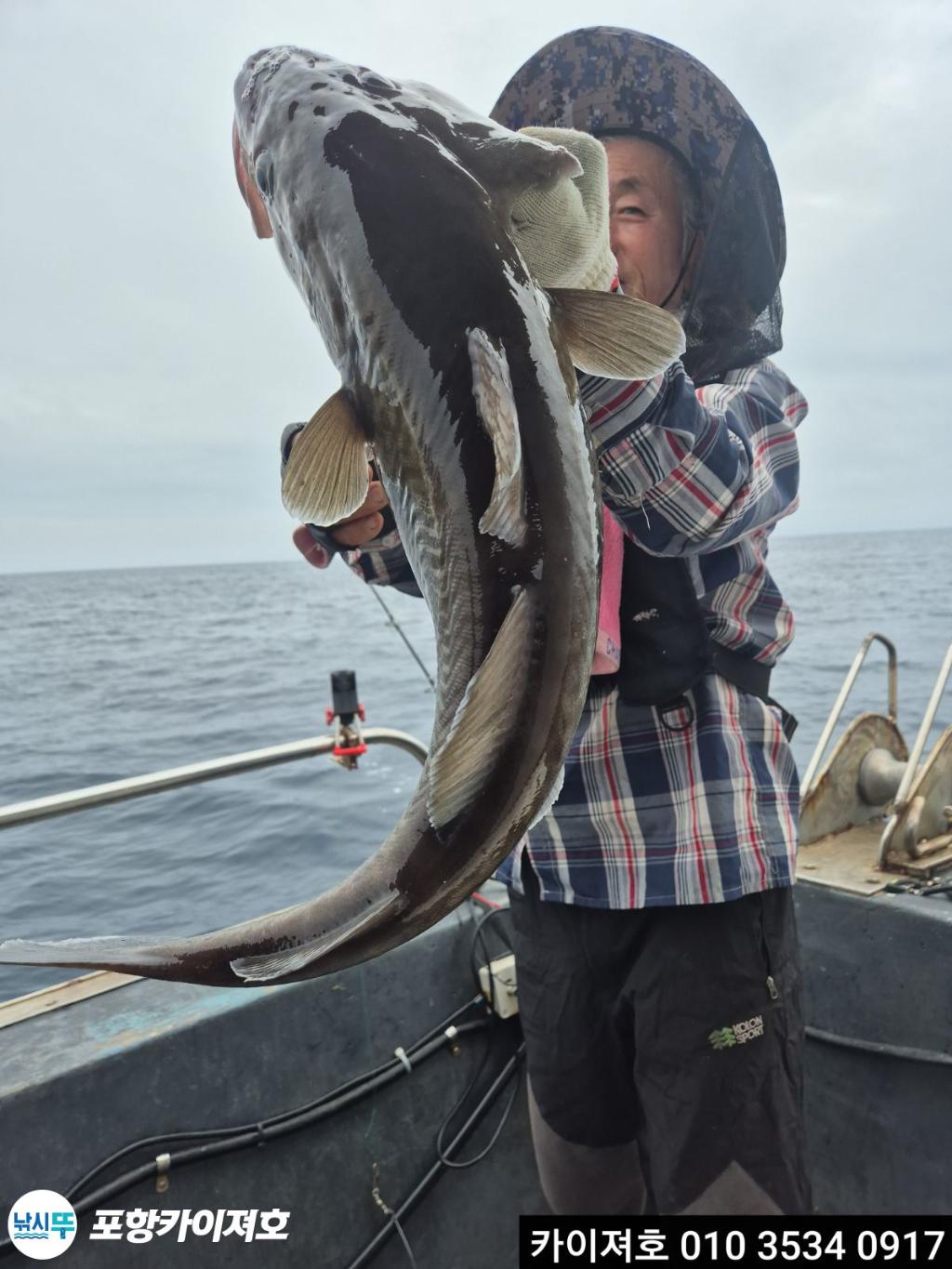 F2708970Y0.jpg
