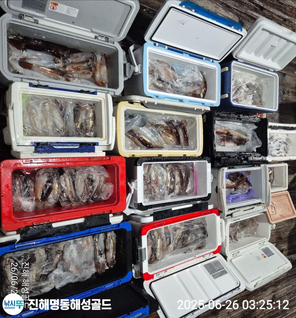 F2709751AH.jpg