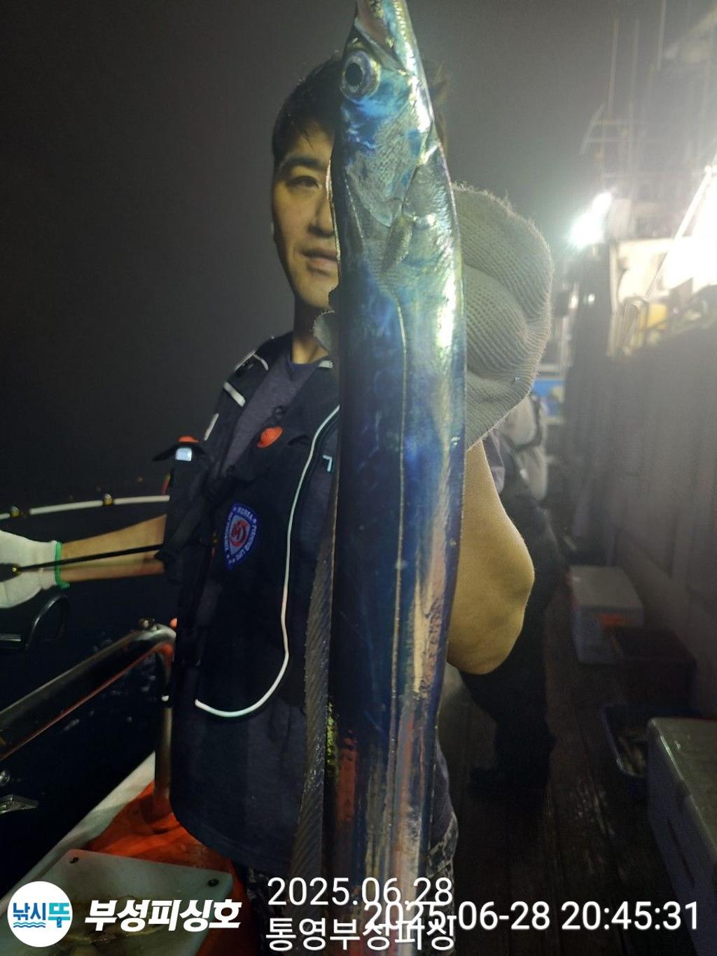 F2712878Q4.jpg