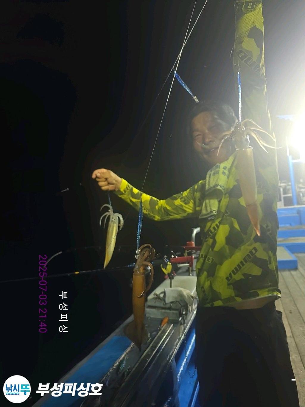 F2717448XH.jpg