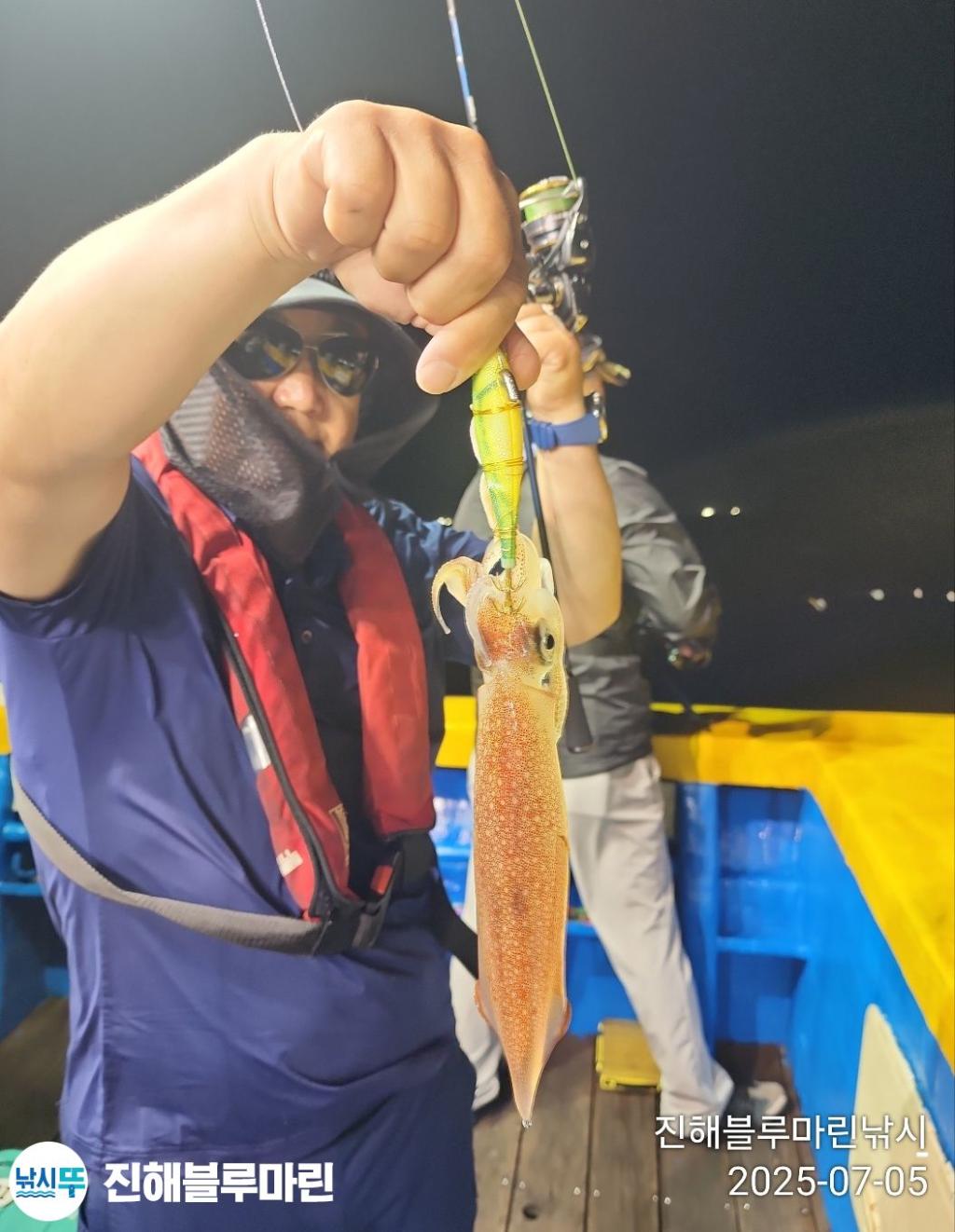 낚시뚜,한치,진해수도항,진해블루마린낚시,낚시뚜17