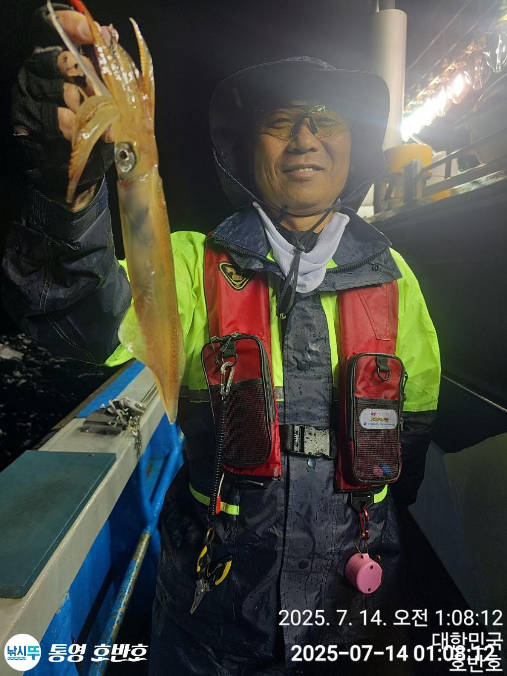 F2725171LF.jpg