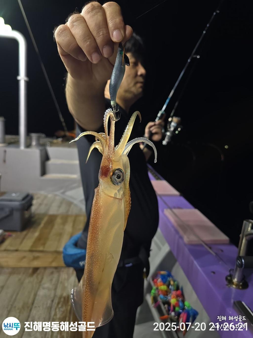 F2730280WS.jpg